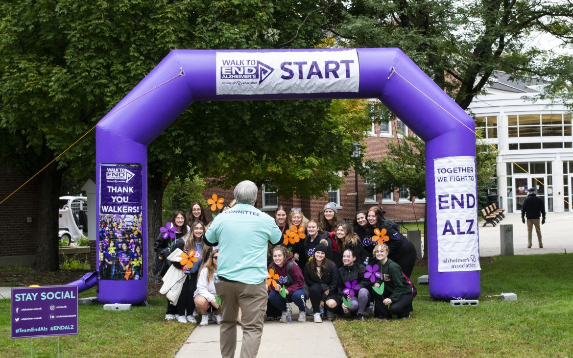Students participate in Walk to End Alzheimer’s